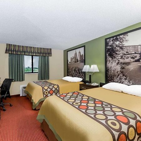 Super 8 By Wyndham Grinnell Ia Экстерьер фото